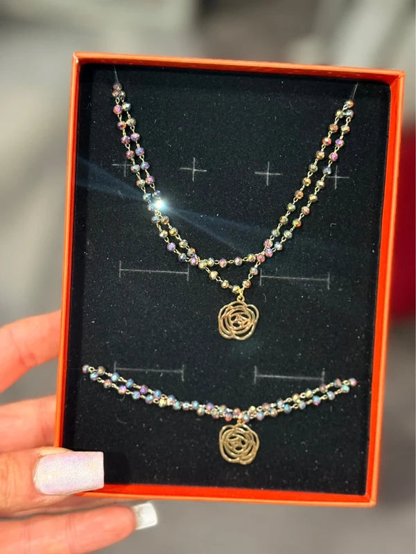 Coffret fleur parure bijoux a perles de couleurs