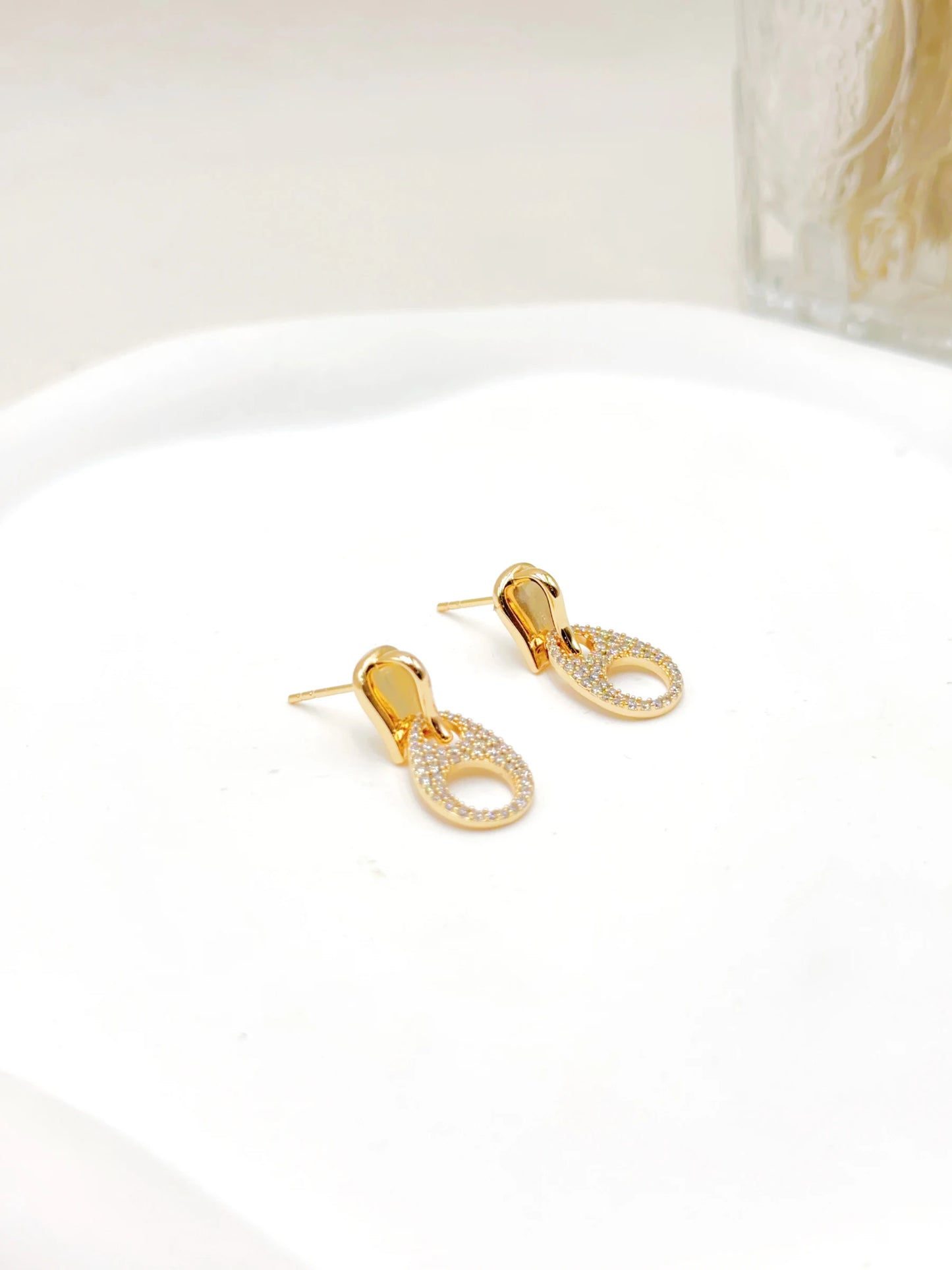 BOUCLE D' OREILLE DORE A L OR FIN Dragon d'Or