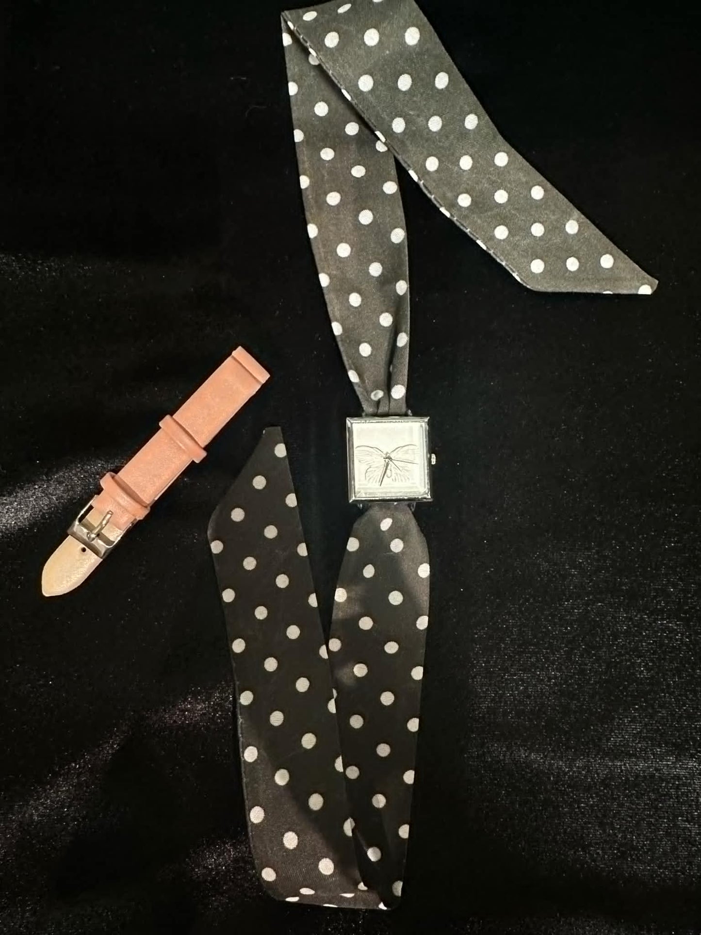 Montre papillon foulard noir à pois Michael John Montres