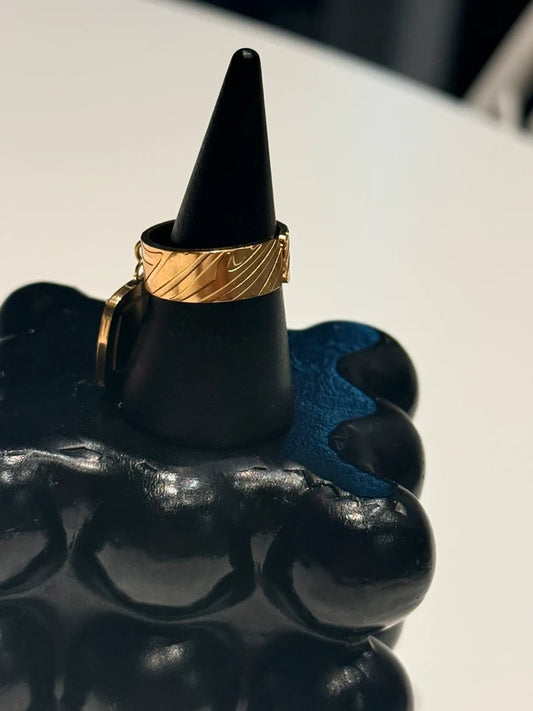 Bague taille réglable pyramide Or