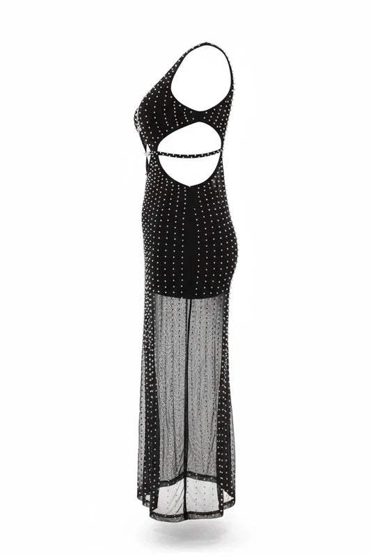 LONGUE ROBE PERLES ET VOILE SEDUISSANTE