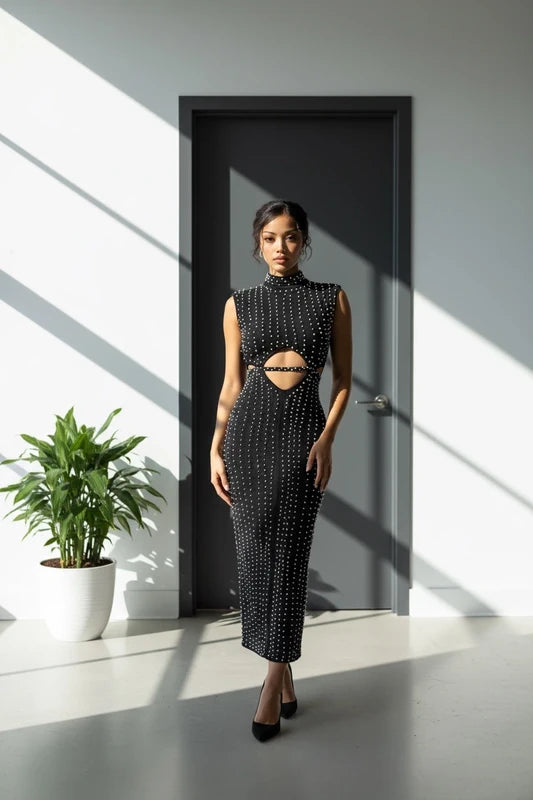 LONGUE ROBE PERLES ET VOILE SEDUISSANTE