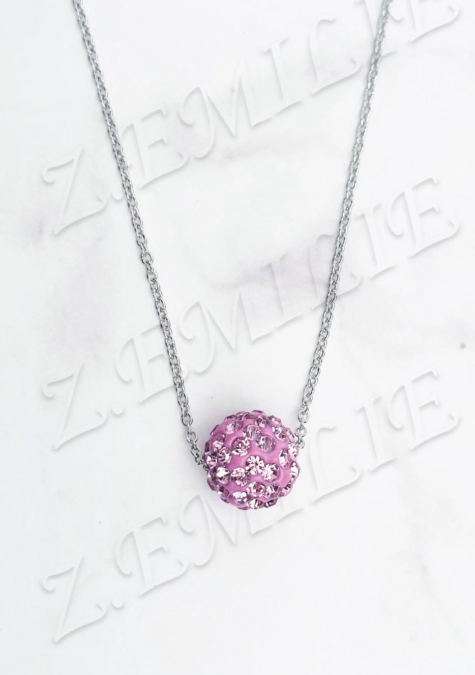 Collier boule shamballa