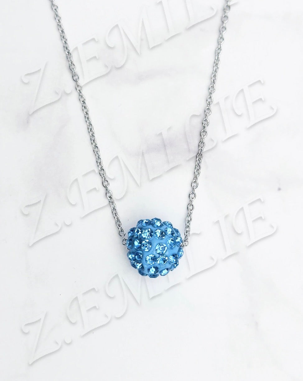 Collier boule shamballa