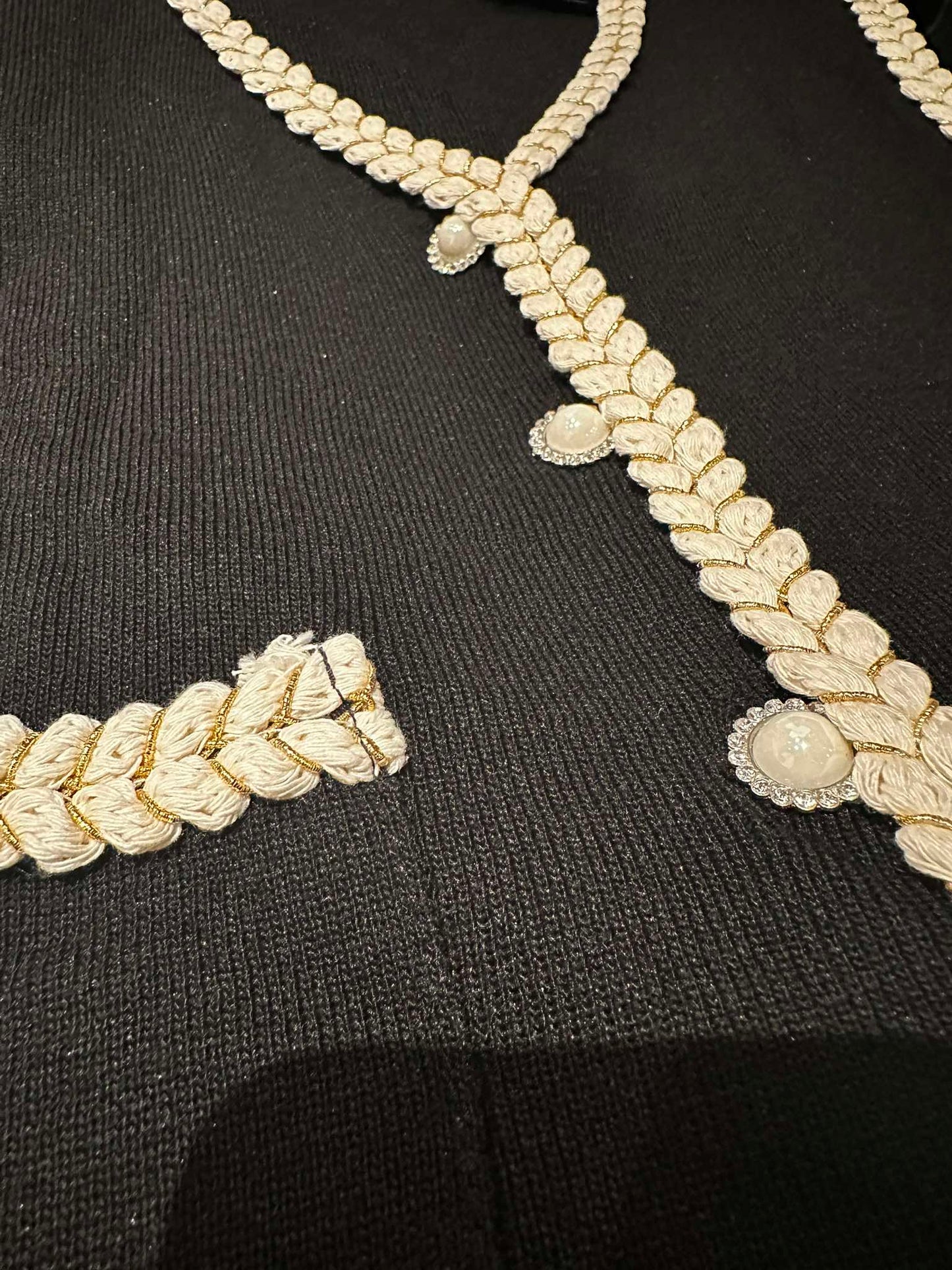 ENSEMBLE GILET& PANTALON NOIR A BORS DETAILS  2 PIÈCES