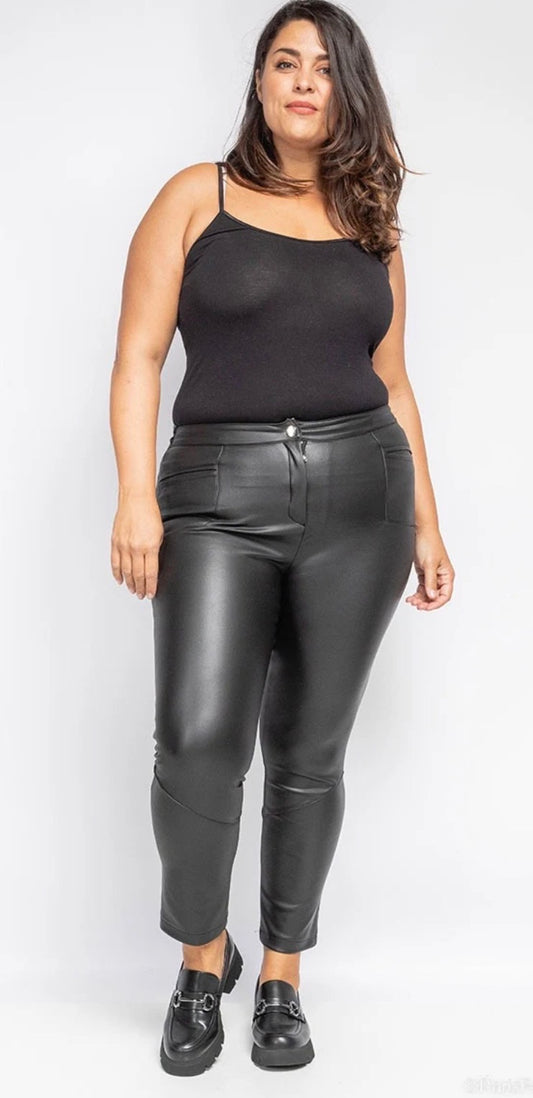 Pantalon en similicuir grande taille