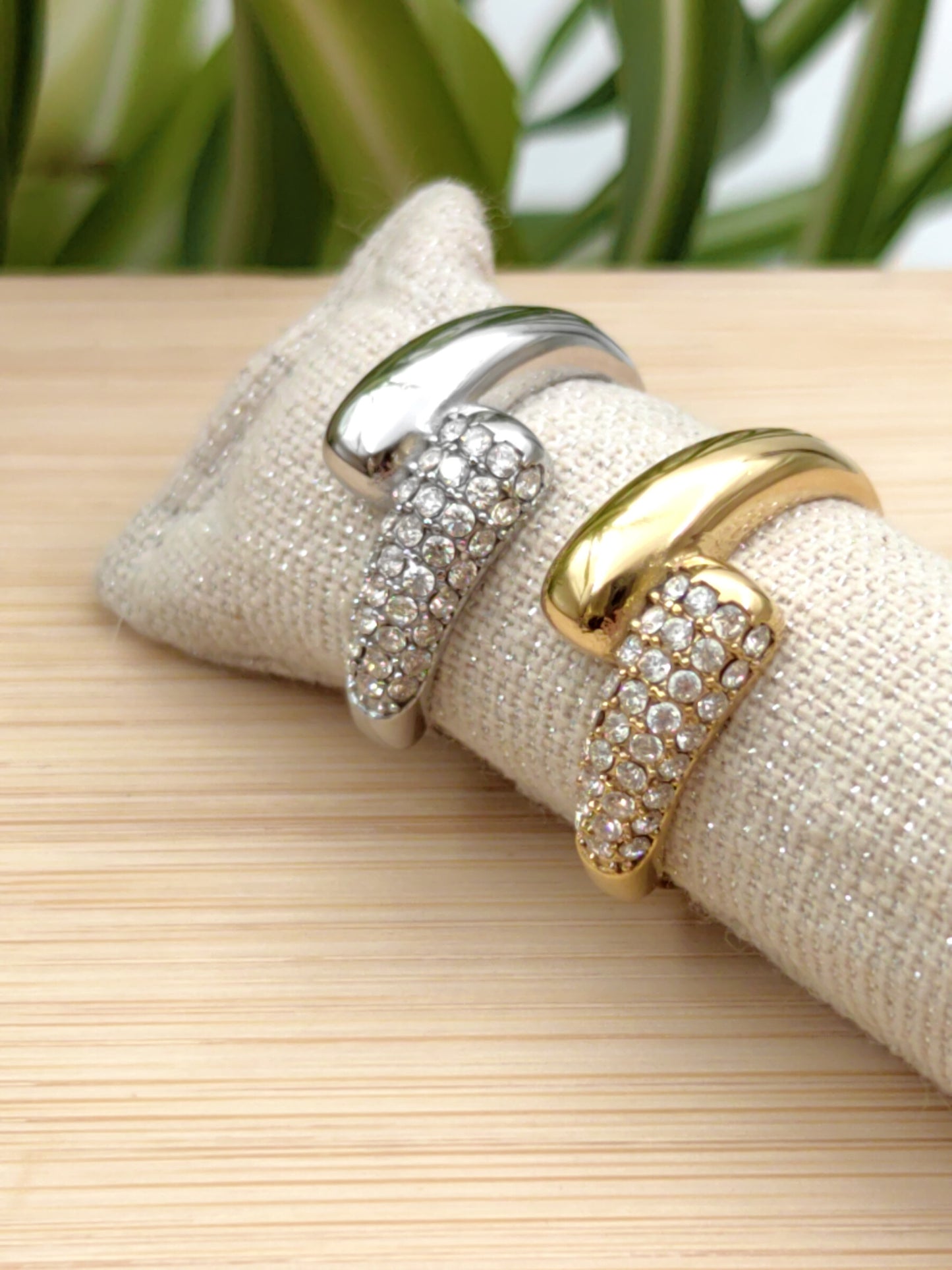 Bague réglable avec strass en acier inoxydable Glam Chic