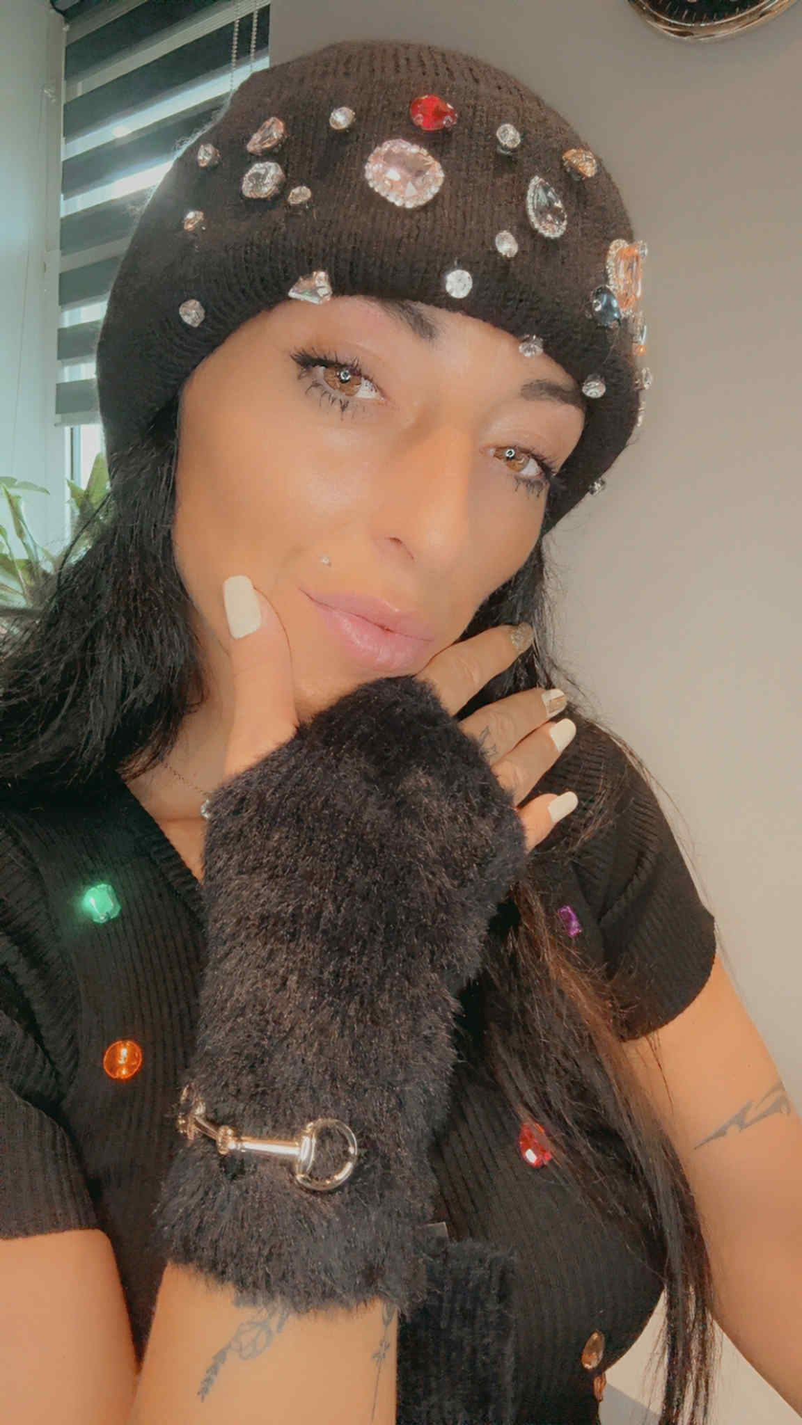 Bonnet angora doux bijoux