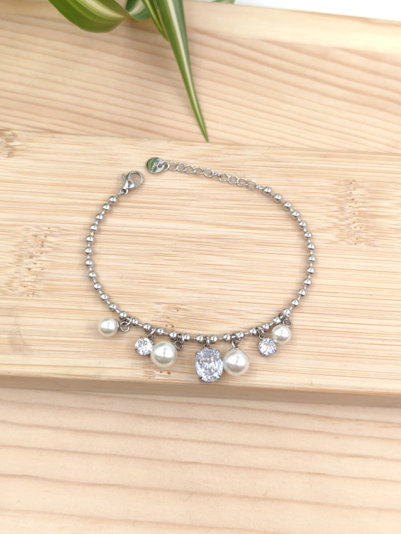 Bracelet perles blanches et strass en acier inoxydable Glam Chic