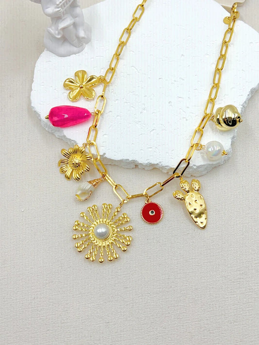 COLLIER CHARMS EN ACIER INOXYDABLE DORE SOLEIL PERLE ET PIERRE ROSE