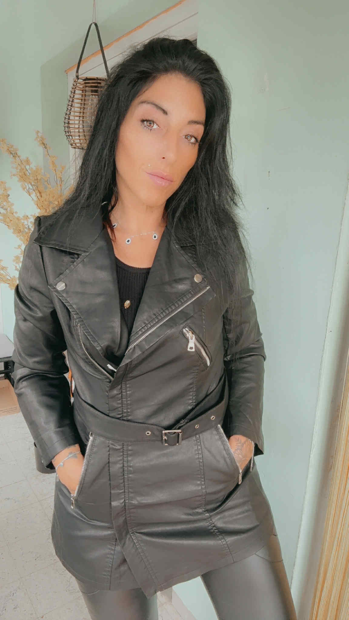 Trench mi long simili cuir à ceinture